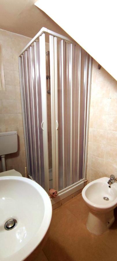 Oneiro Bed And Relax Appartement Benevento Buitenkant foto